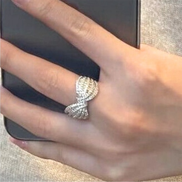 New Luxury Gorgeous 925 Silver Diamond Twist Knot Ring - Picture 5 of 6